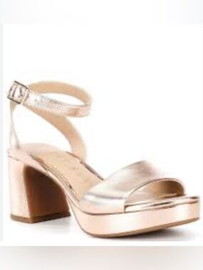 Copper Key genuine leather Metallic Rose Gold Block Heel platform sandals 7